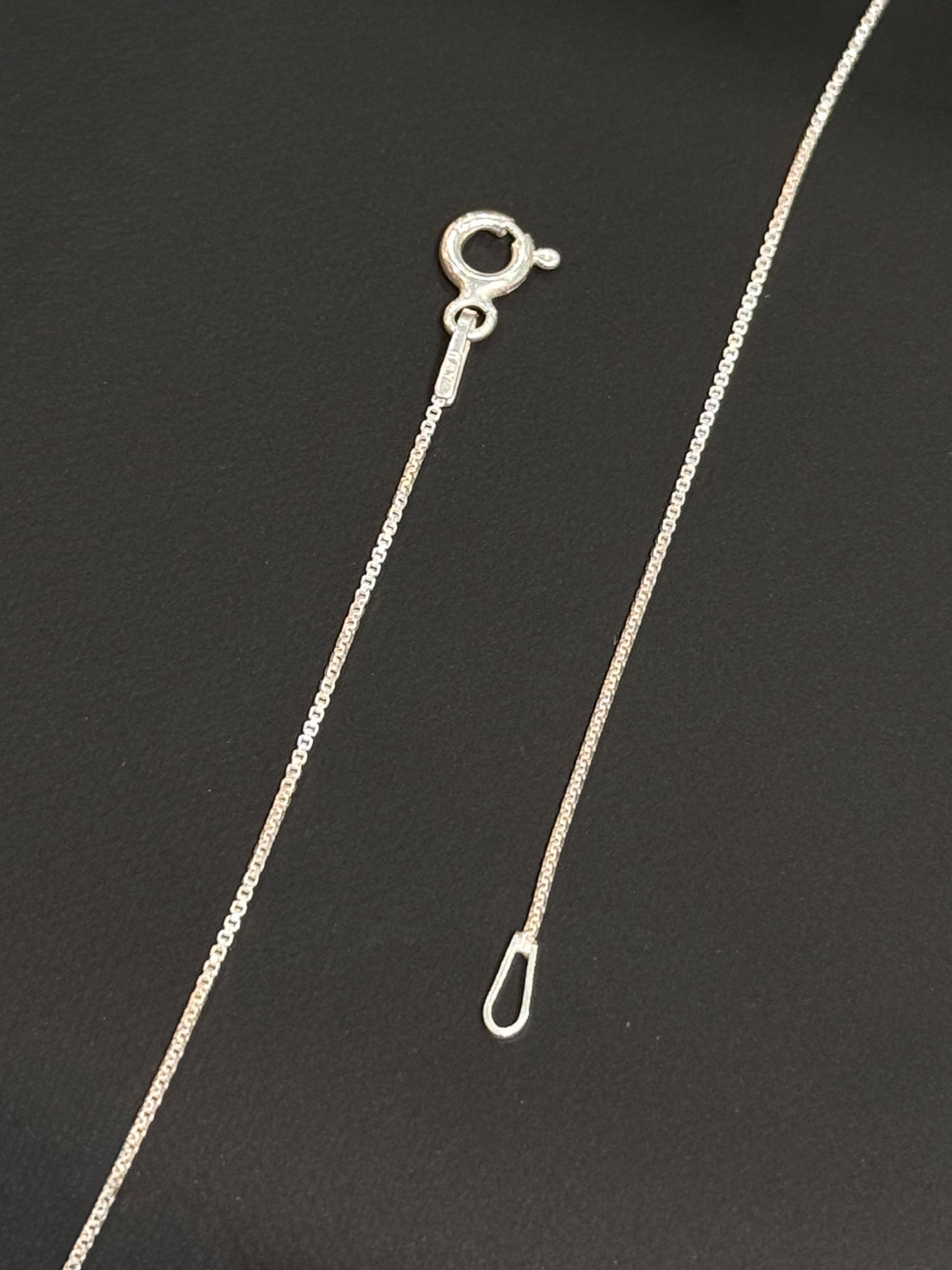 Cadena de corazón medio circones