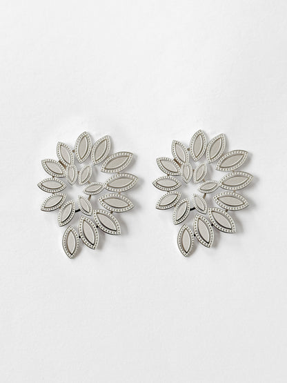 Aretes hojas en caracol