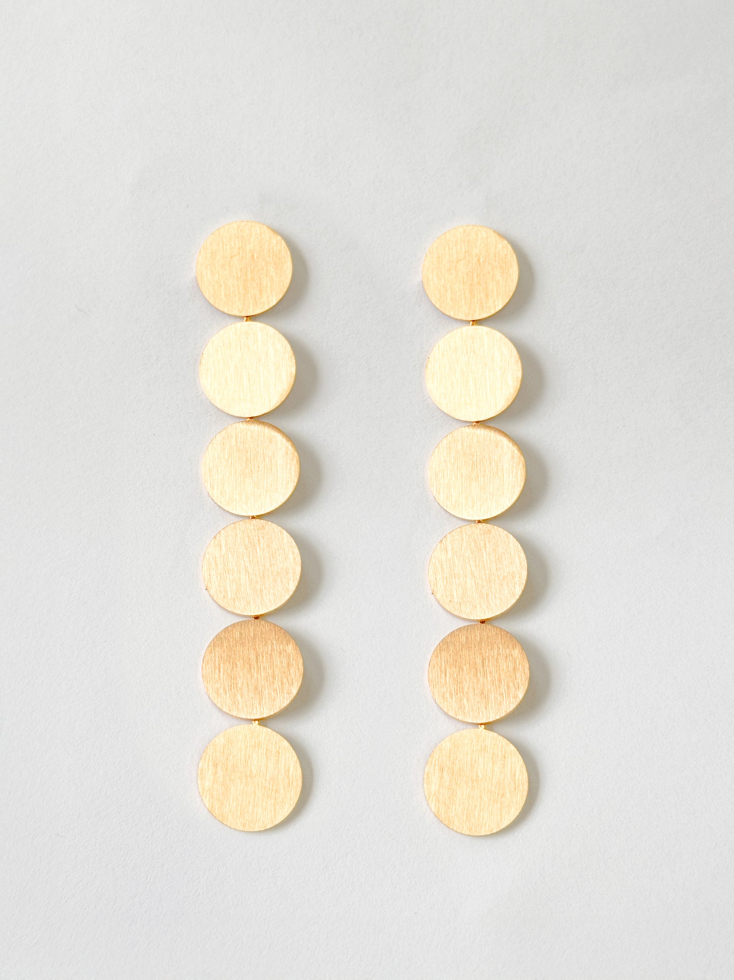 Aretes colgante circular