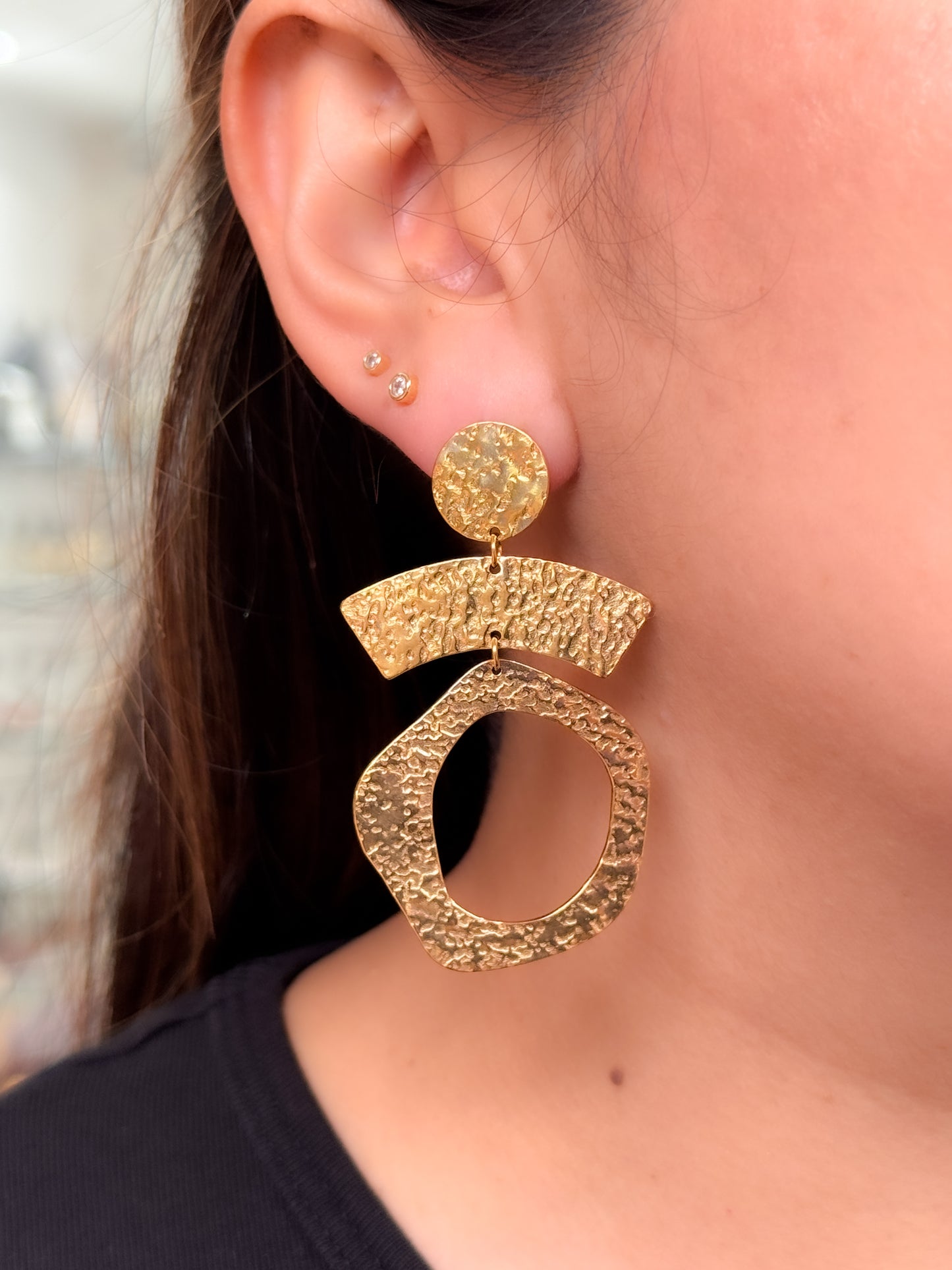 Aretes formas variadas martilladas