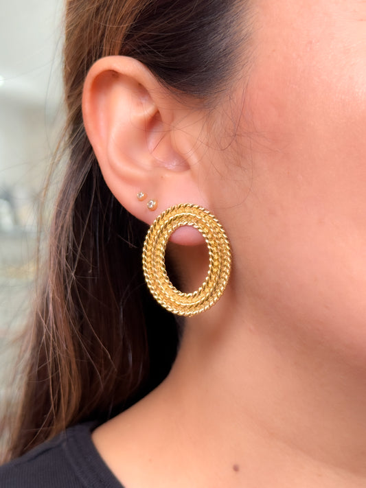 Aretes ovalado texturizado