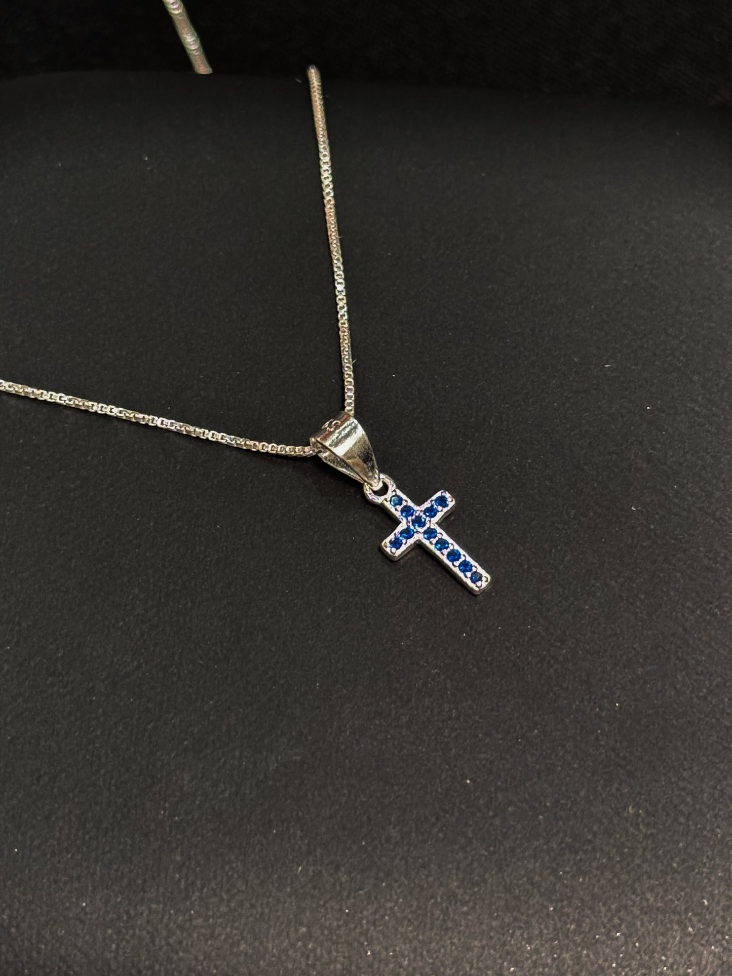 Cadena cruz colgante