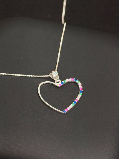 Cadena de corazón medio circones