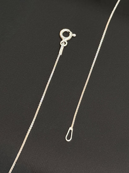 Cadena de corazón medio circones