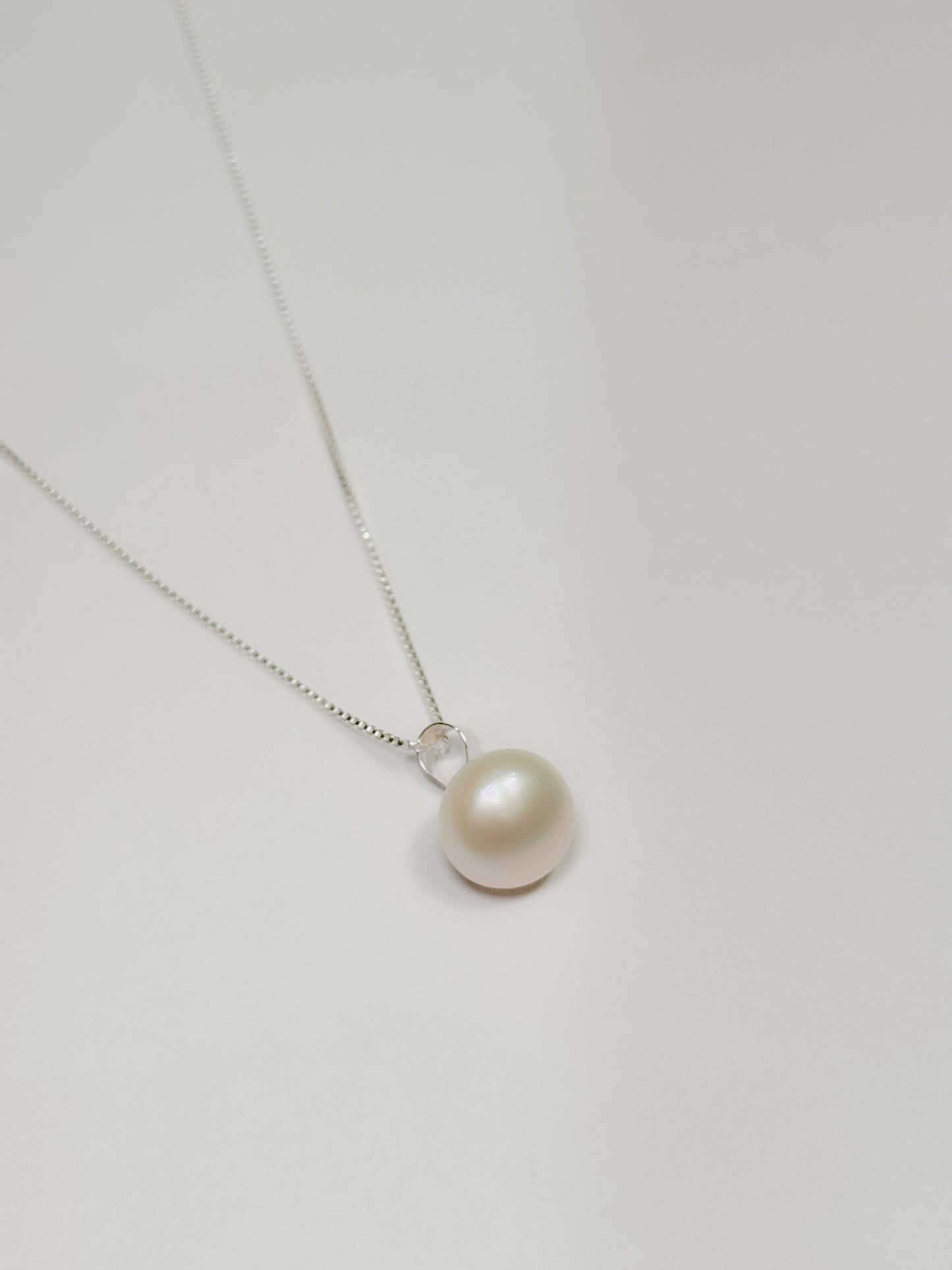 Cadena con perla natural