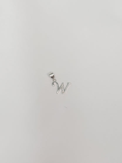 Cadena con inicial con dije colgante