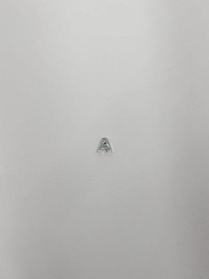 Cadena con inicial con dije pasante