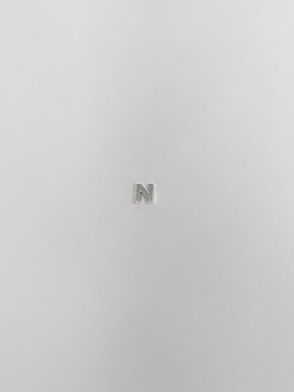 Cadena con inicial con dije pasante