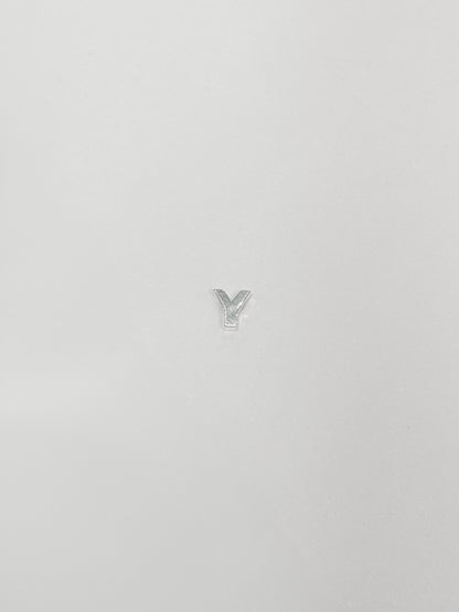 Cadena con inicial con dije pasante