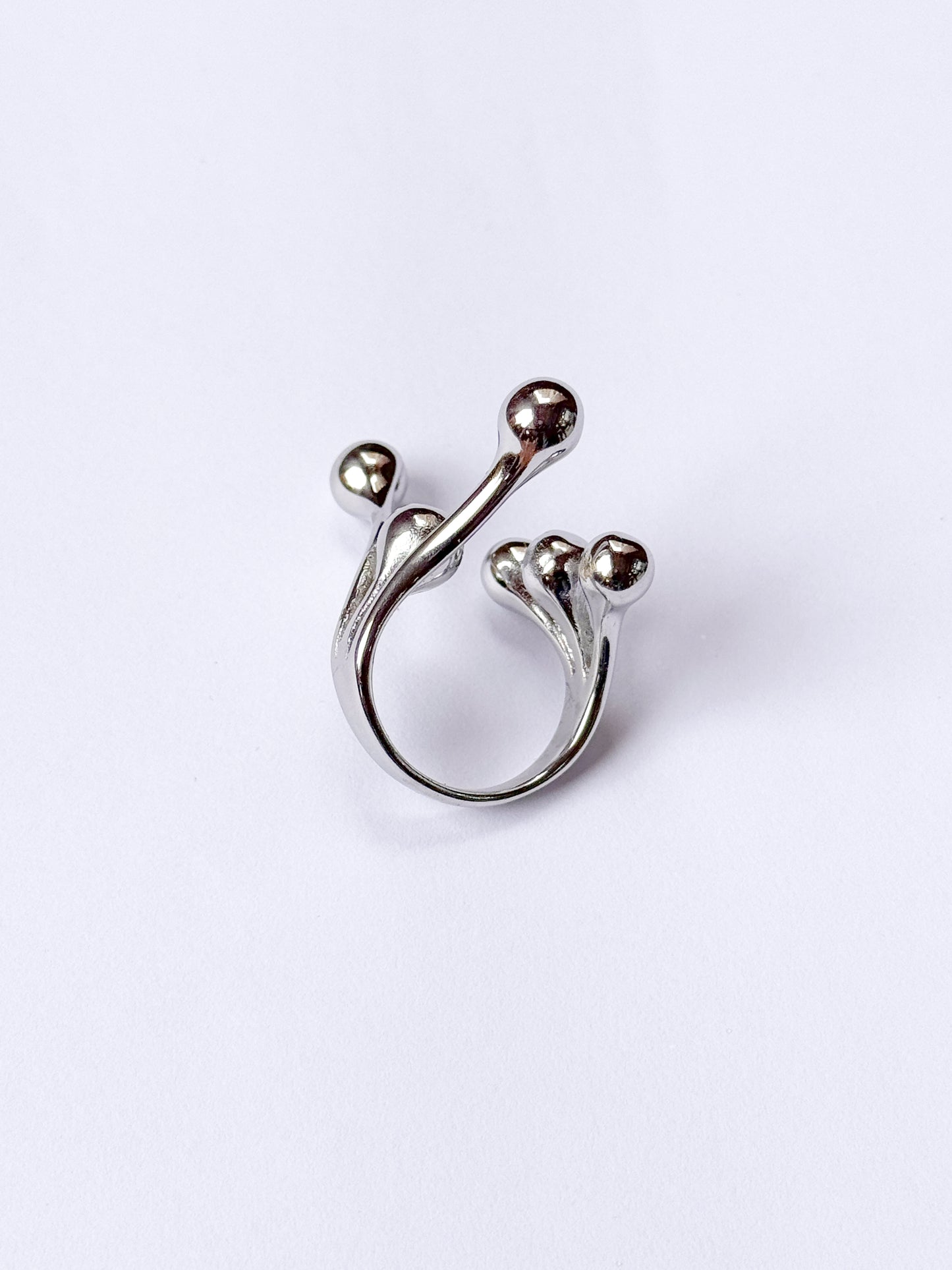 Anillo esferas cósmicas