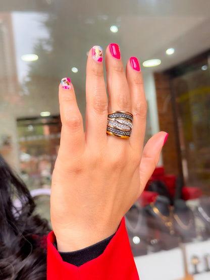 Anillo lazos brillantes