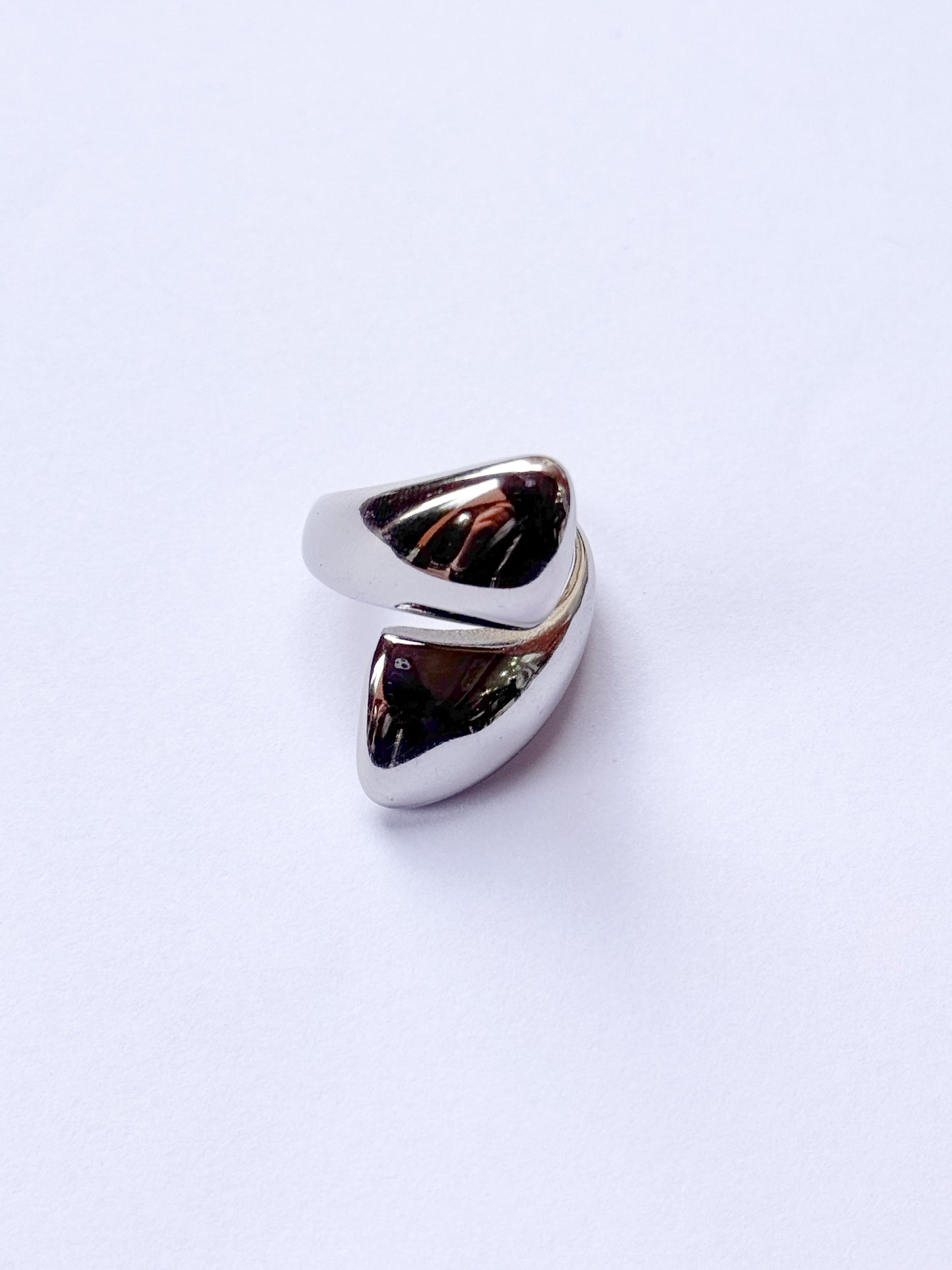 Anillo aura plateada