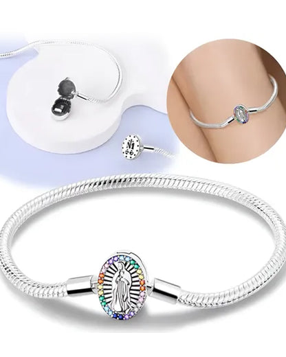 Pulsera con broche de Virgen