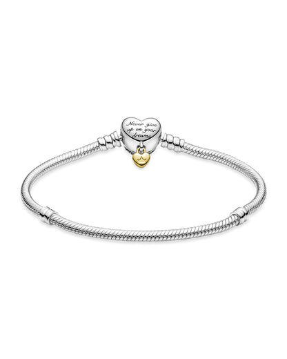 Pulsera con broche corazón colgante