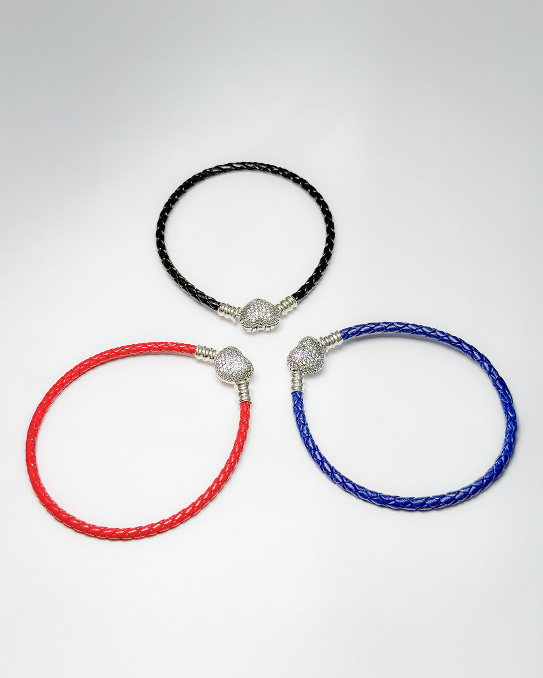 Pulsera cuero broche corazón brillante