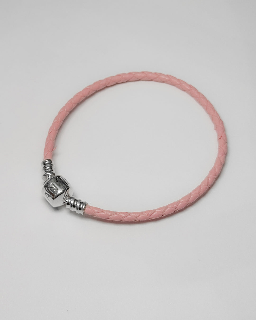 Pulsera cuero broche en cilindro