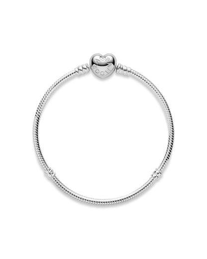 Pulsera con broche de corazón